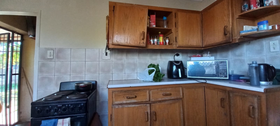 3 Bedroom Property for Sale in Roosheuwel North West